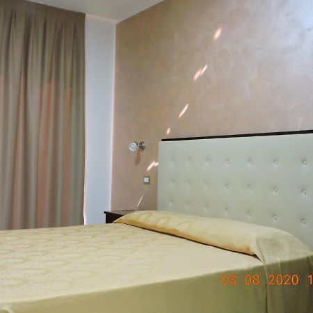 B&B Aquila Reale Portopalo Di Capo Passero エクステリア 写真