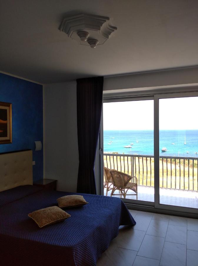 B&B Aquila Reale Portopalo Di Capo Passero エクステリア 写真