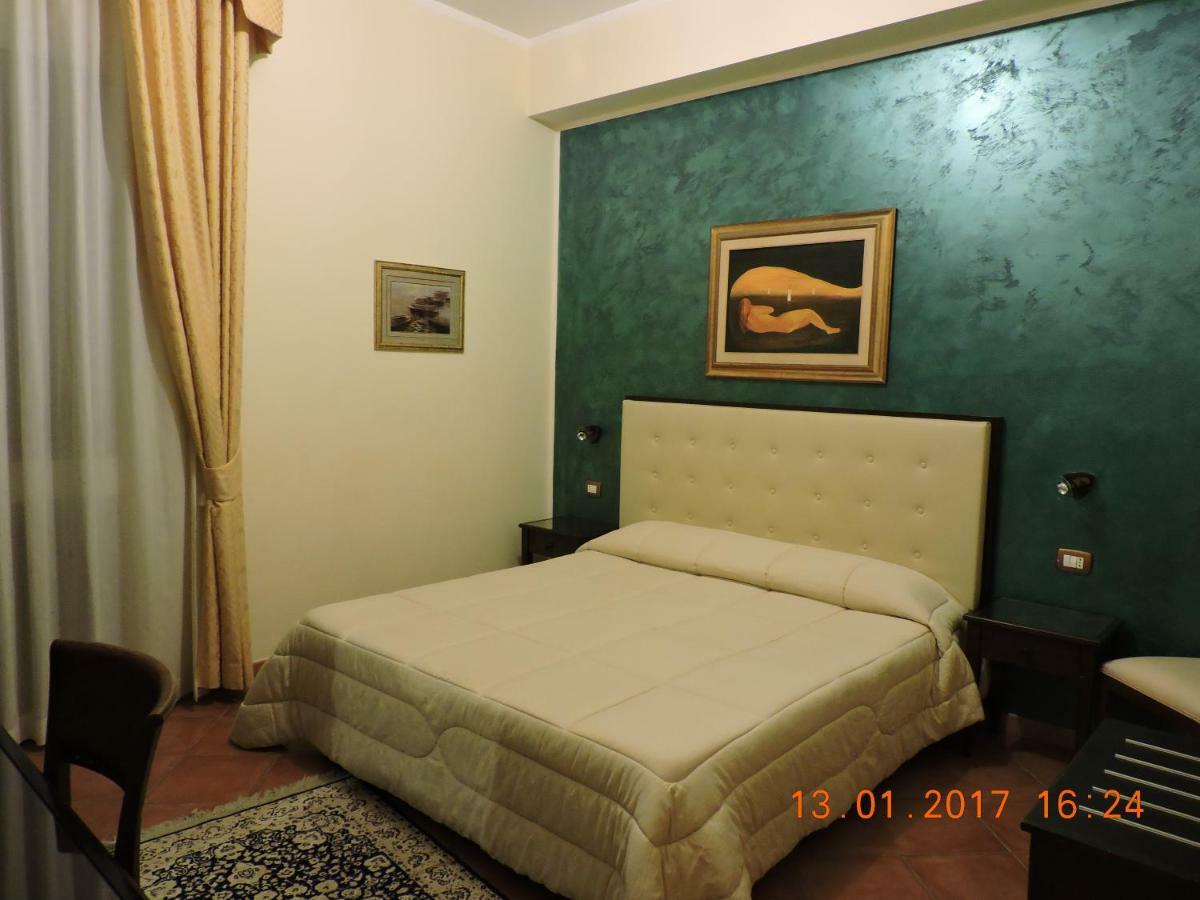B&B Aquila Reale Portopalo Di Capo Passero エクステリア 写真