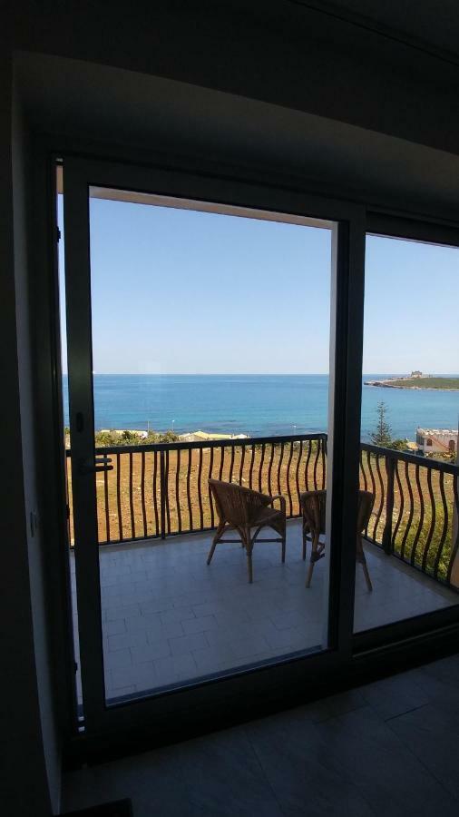 B&B Aquila Reale Portopalo Di Capo Passero エクステリア 写真