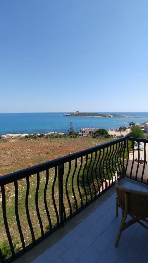 B&B Aquila Reale Portopalo Di Capo Passero エクステリア 写真