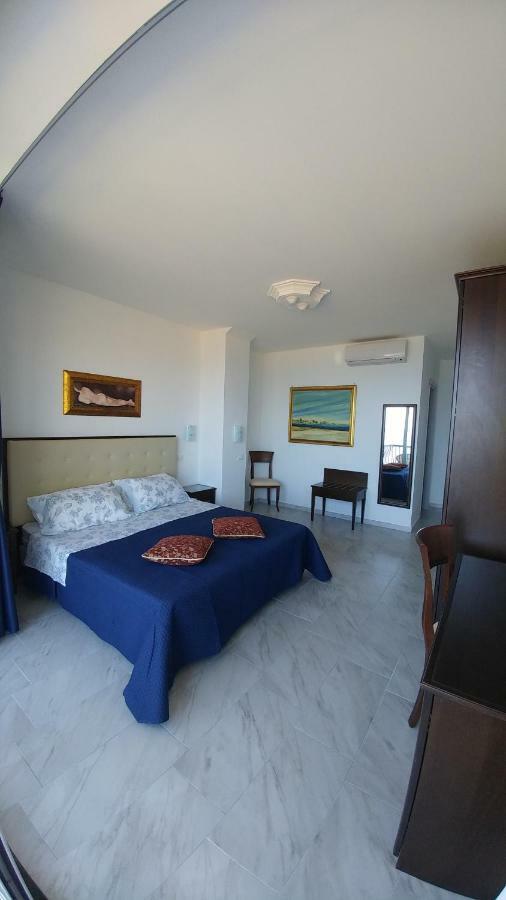 B&B Aquila Reale Portopalo Di Capo Passero エクステリア 写真