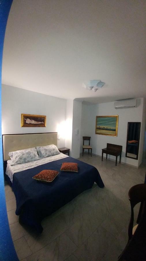 B&B Aquila Reale Portopalo Di Capo Passero エクステリア 写真