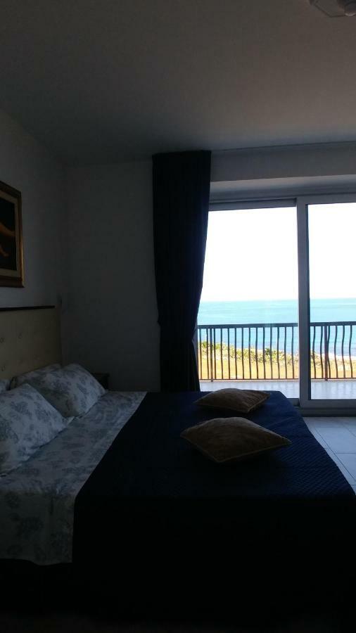 B&B Aquila Reale Portopalo Di Capo Passero エクステリア 写真