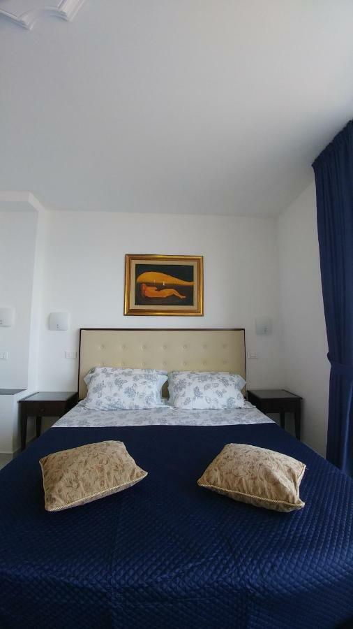 B&B Aquila Reale Portopalo Di Capo Passero エクステリア 写真