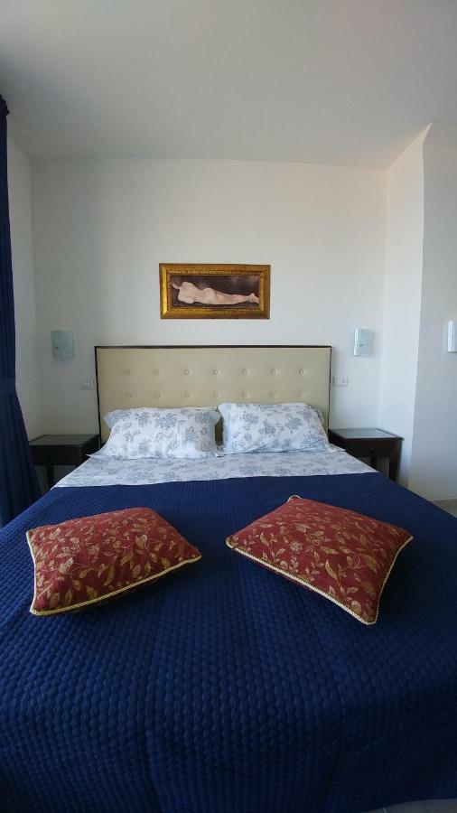 B&B Aquila Reale Portopalo Di Capo Passero エクステリア 写真